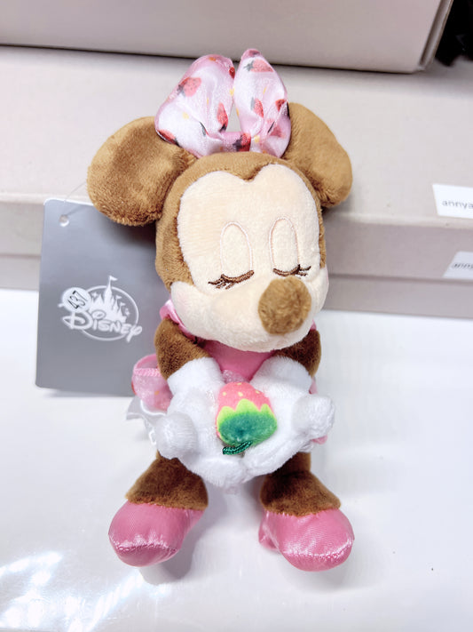 Disney Tokyo Resort strawberry Minnie 2024 plush keychain BNWT available on hand