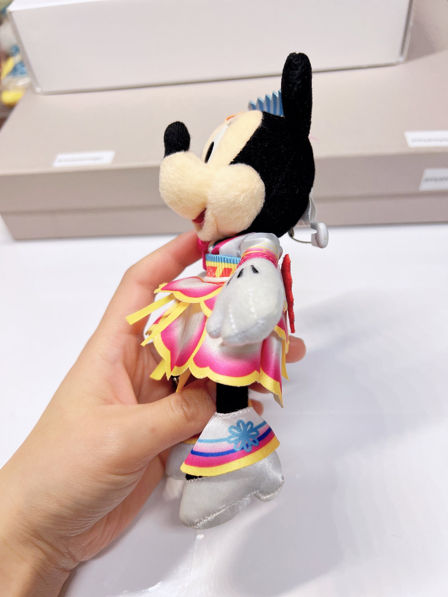 2016 Disney Tokyo Resort flower dress Minnie plush badge keychain Preowned in excellent condition available on hand