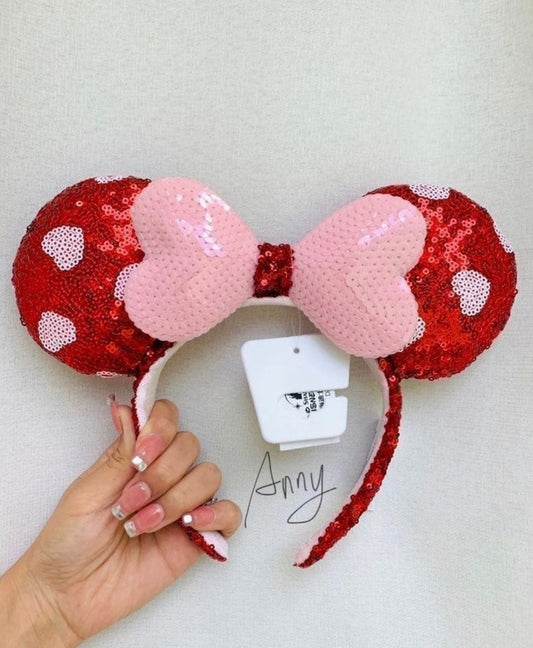 Disney ears red / pink heart SH 2021 BNWT available on hand