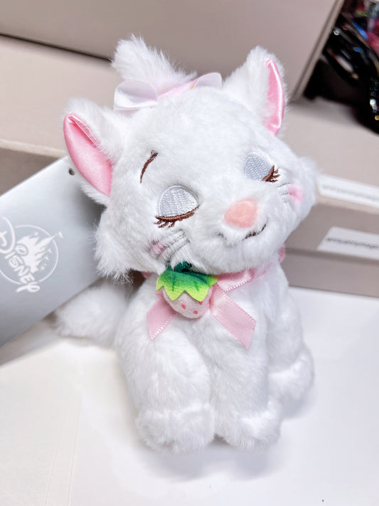 Disney Tokyo Resort strawberry Marie cat plush keychain BNWT available on hand